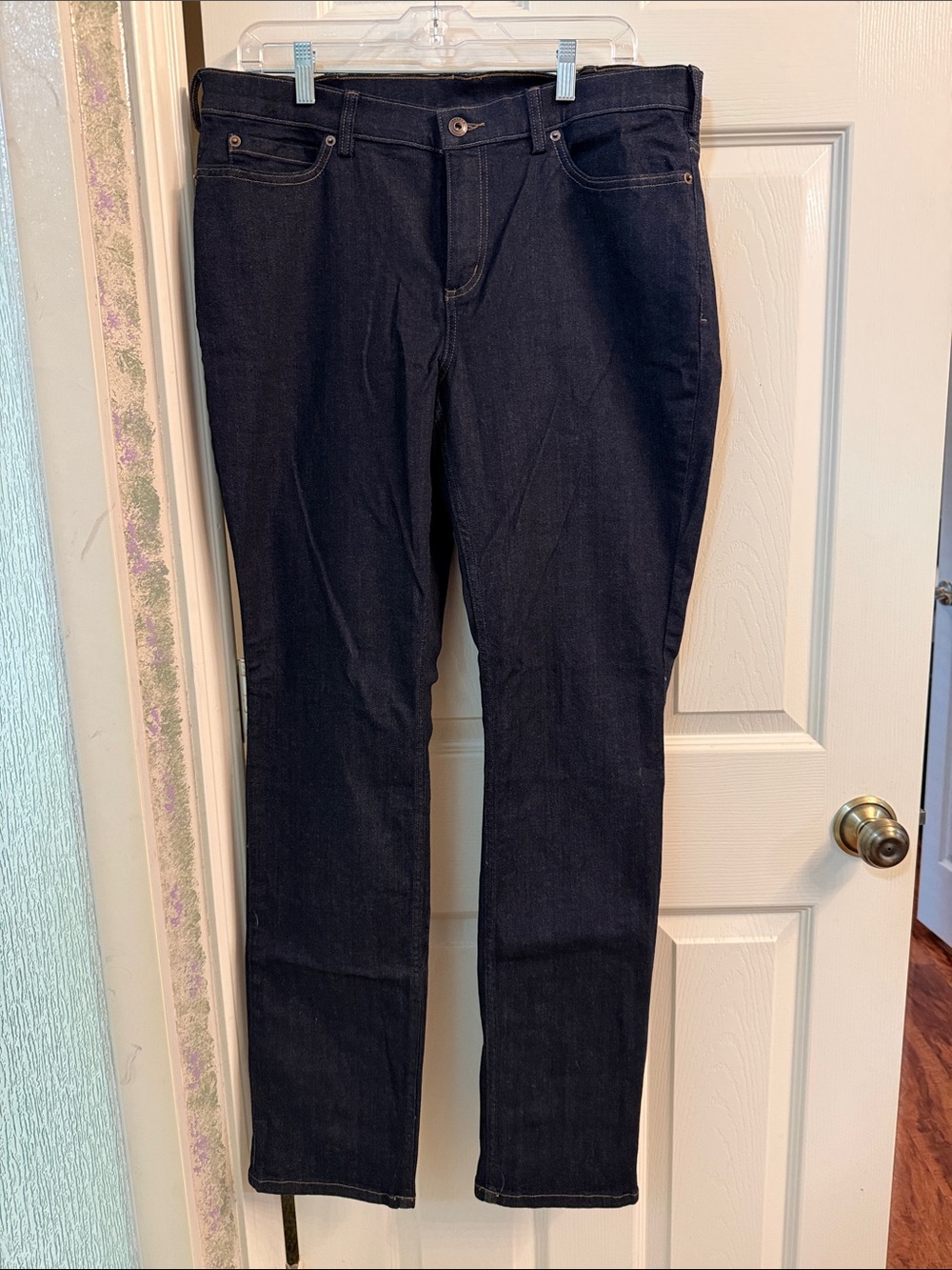 Duluth Trading Co Dark Indigo Straight-Leg Women's Jeans